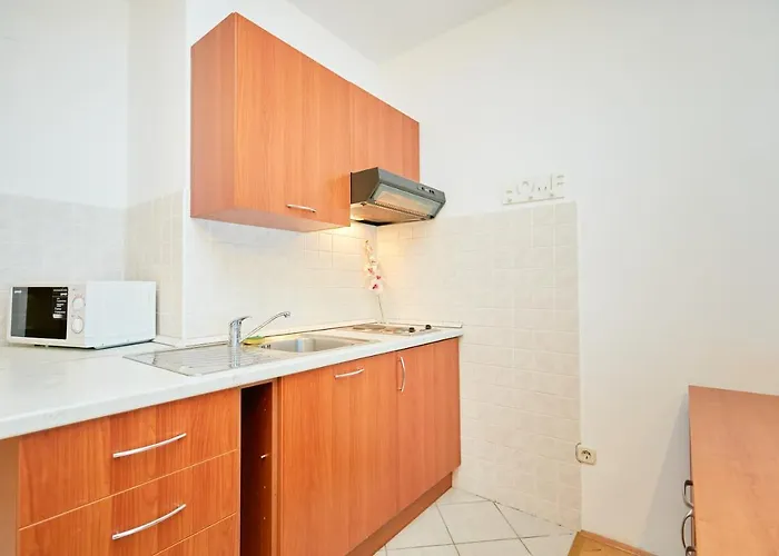 Near Lapad Lejlighed